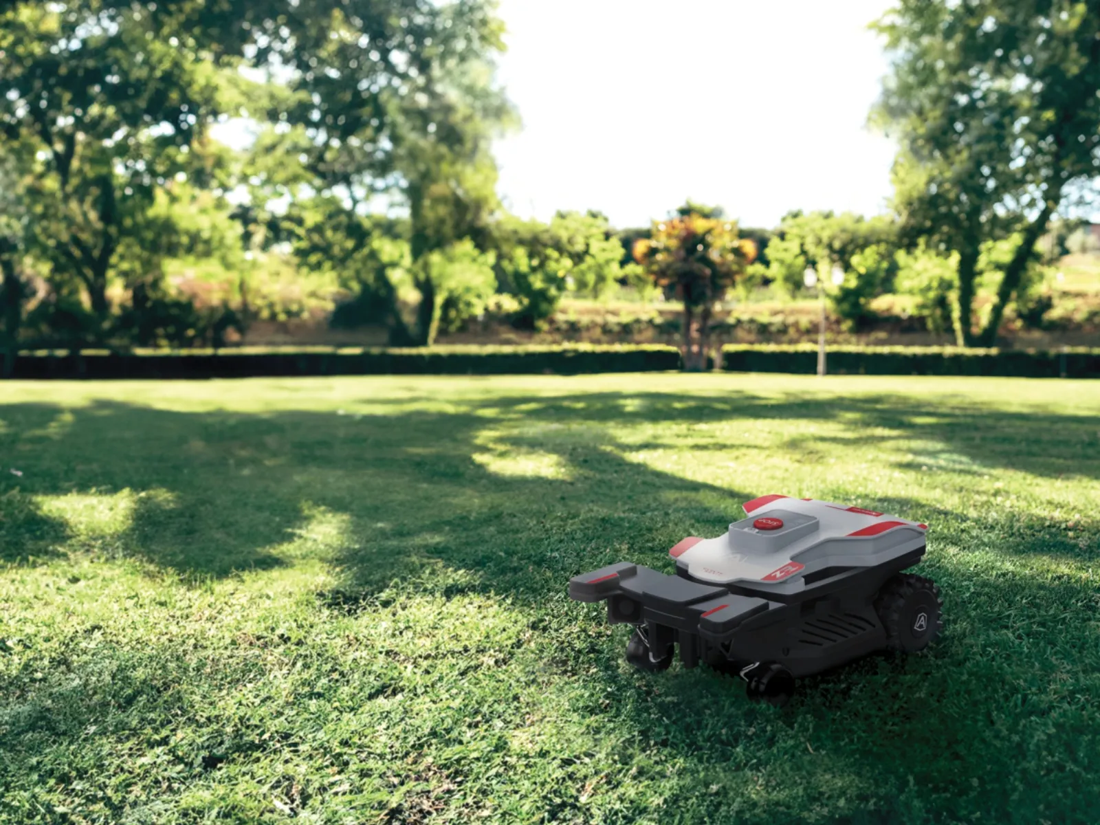 Ambrogio Twenty ZR EVO dans le jardin